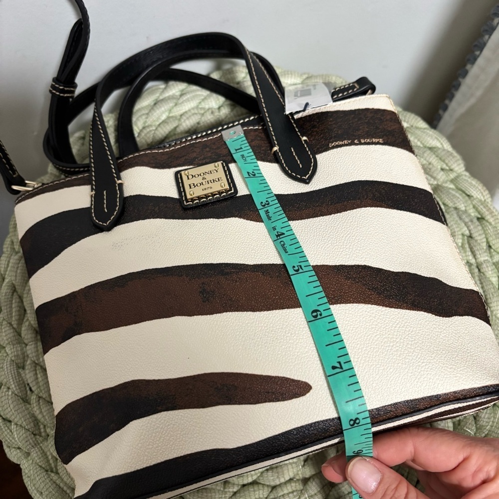Dooney & Bourke Mini Waverly Zebra Black/Brown Leather Crossbody Bag NWT - Picture 14 of 14